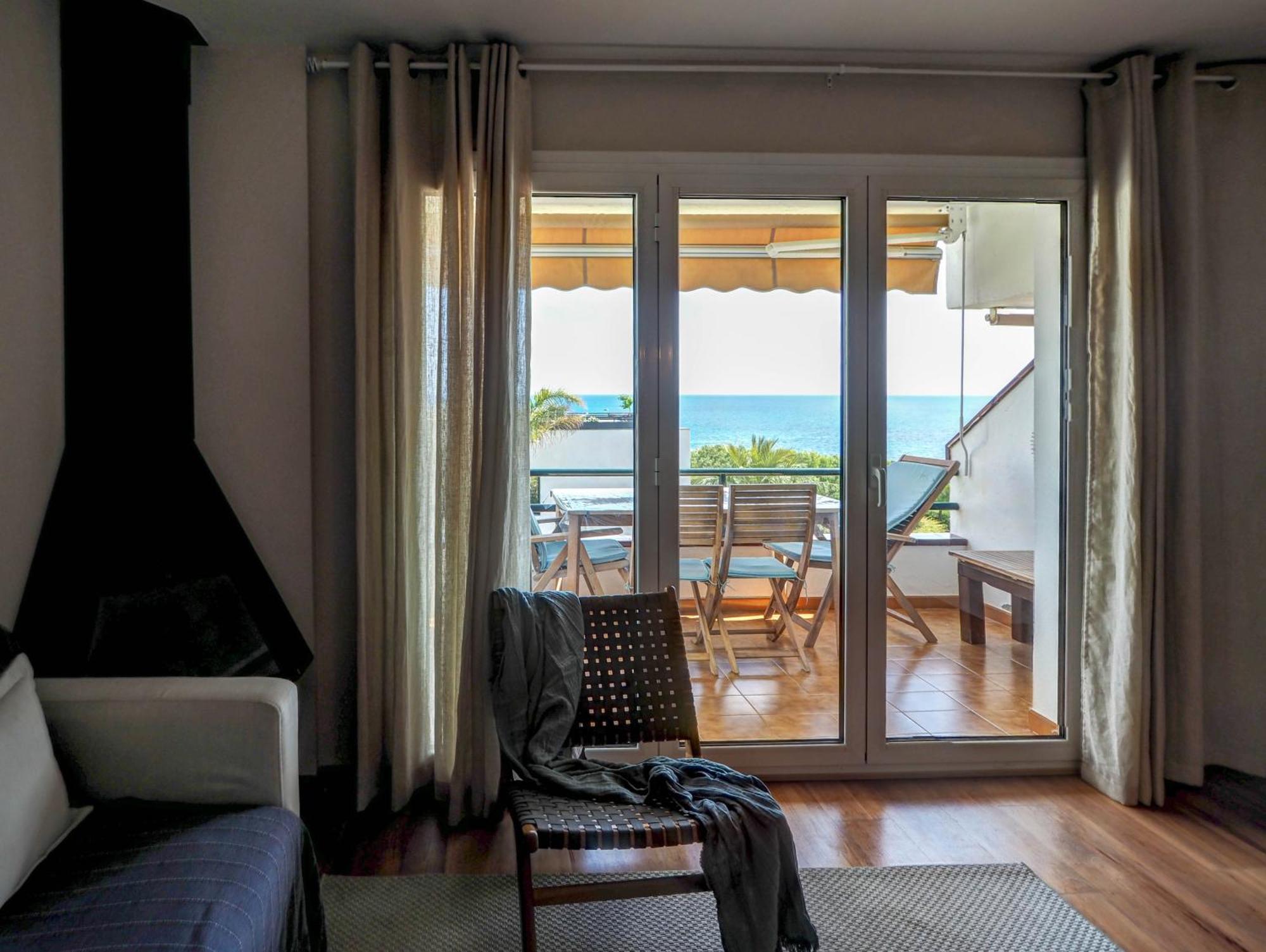 Balmins Surf By Hello Homes Sitges Exteriör bild