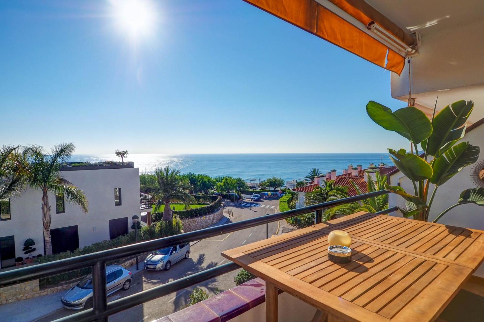 Balmins Surf By Hello Homes Sitges Exteriör bild